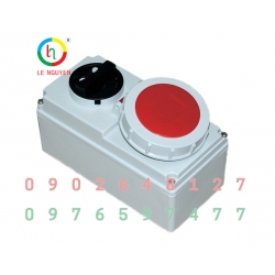 Ổ cắm công nghiệp kèm công tắc loại kín nước PCE F61132-6/F61252-6